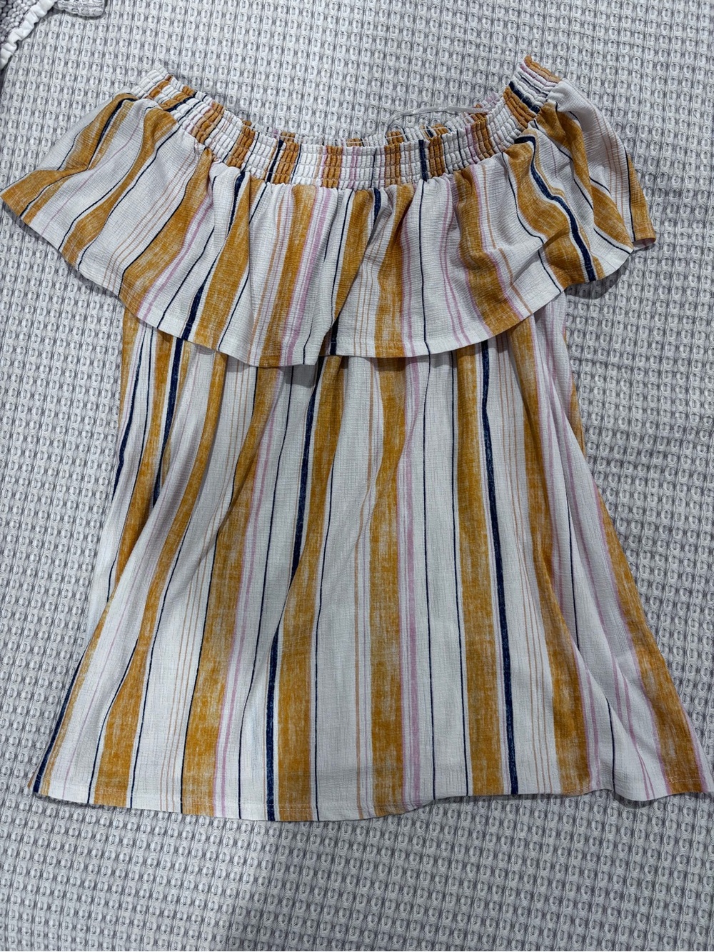 Jessica Simpson vertical striped off the shoulder ruffle top medium